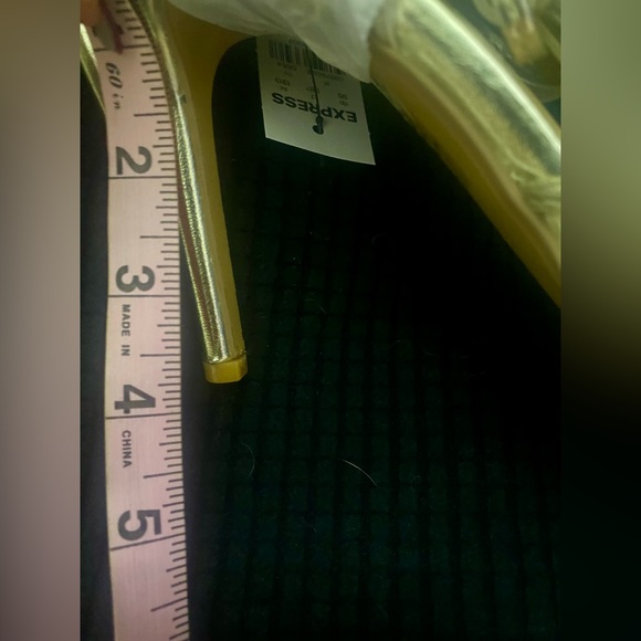 Sexy gold tie up heel sandal size 10 Express NWT - Picture 5 of 7